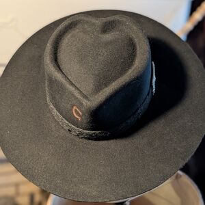"Fling" Black Heart-Shaped Cowgirl Hat